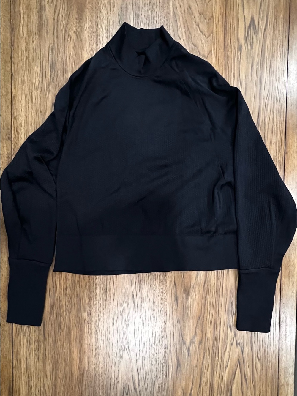 Lululemon Engineered warmth top